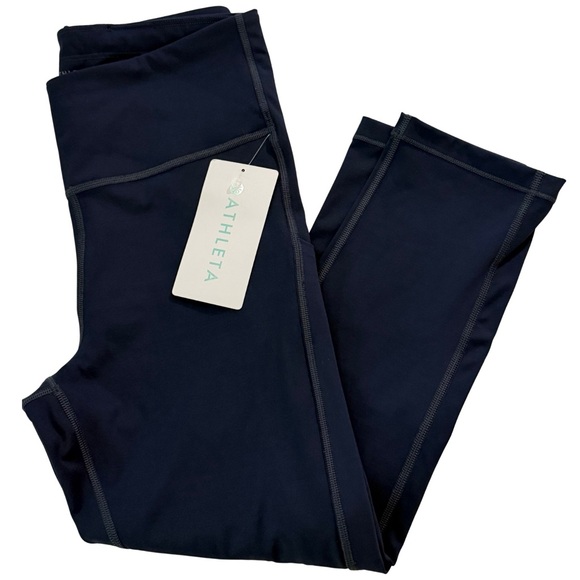 Athleta Pants - NWT Athleta Women's Navy Ultimate Stash Pocket Capri Leggings Size M
